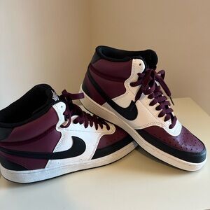 NIKE Court Vision Mid NN Sneaker Dark Beetroot/Black-Sail
Men 8/Women 9.5